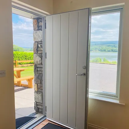 3 Bedroomed Sea View House Overlooking Bay Estuary