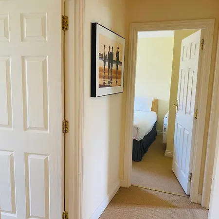 3 Bedroomed Sea View House Overlooking Bay Estuary *