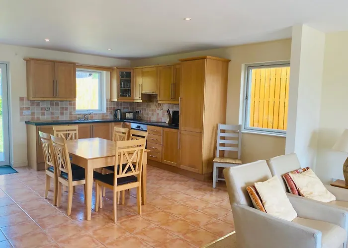 3 Bedroomed Sea View House Overlooking Bay Estuary