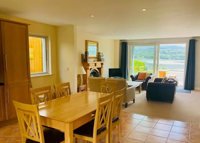 3 Bedroomed Sea View House Overlooking Bay Estuary Kenmare